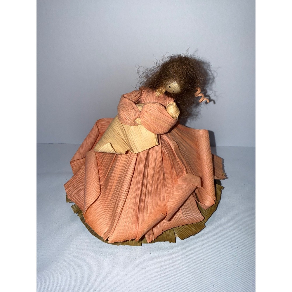 Vintage Corn Husk Doll Mother‎ and Baby Folk Art Figurine Peach Green Decor